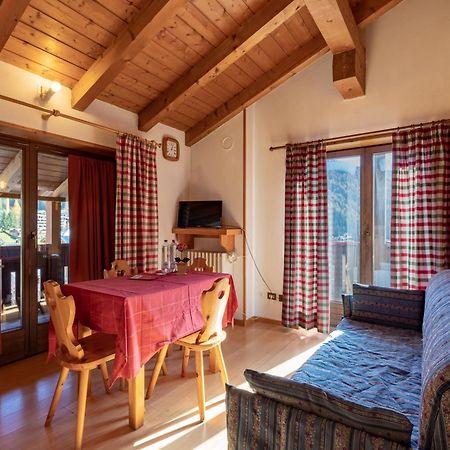 Апарт готель Residenza 3-Tre Мадонна-ді-Кампільйо Екстер'єр фото