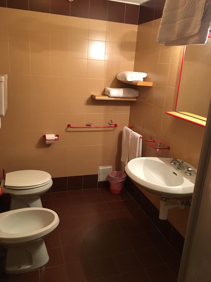 Апарт готель Residenza 3-Tre Мадонна-ді-Кампільйо Екстер'єр фото